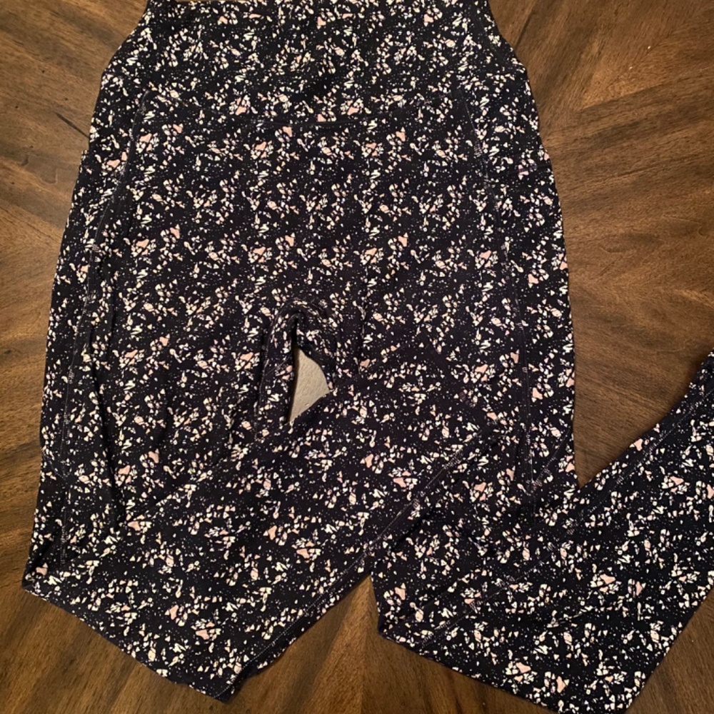 NWOT Buffbunny Leggings Large